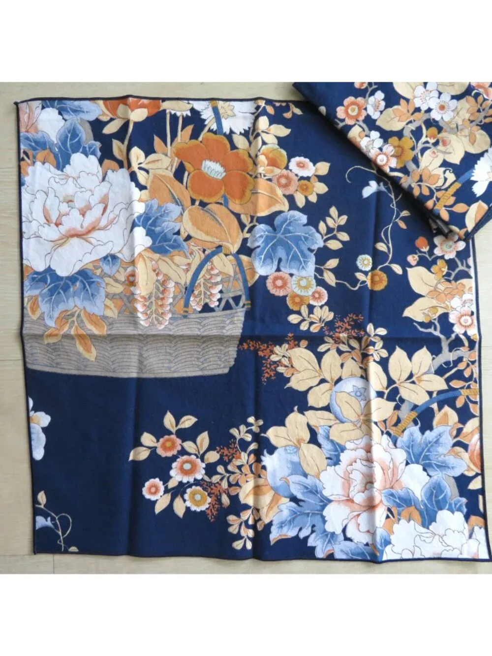 Set of 3 Vintage Floral Cotton Dinner Napkins 17